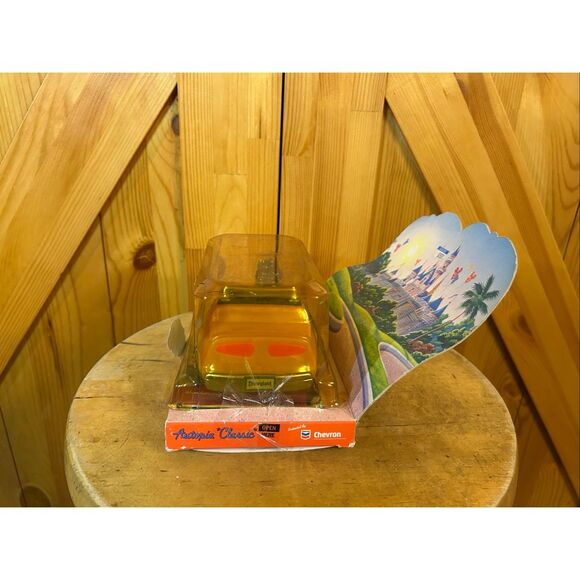 Disneyland The Autopia Cars by Chevron 2000 (6141) - Picture 2 of 6